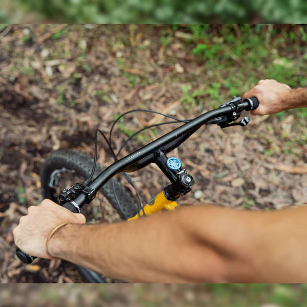 REDSHIFT Top Shelf Flat Rise 70mm 800mm Handlebar