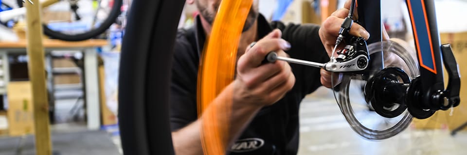 Πώς να ροδάρετε τους δίσκους ή τα τακάκια MTB;