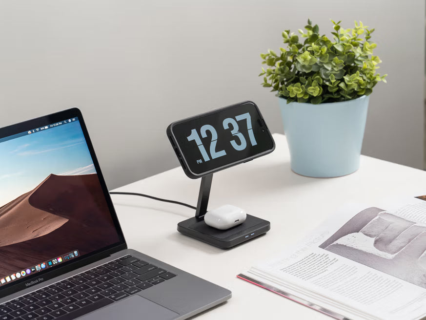 QUADLOCK MAG Dual Desktop Wireless Charger