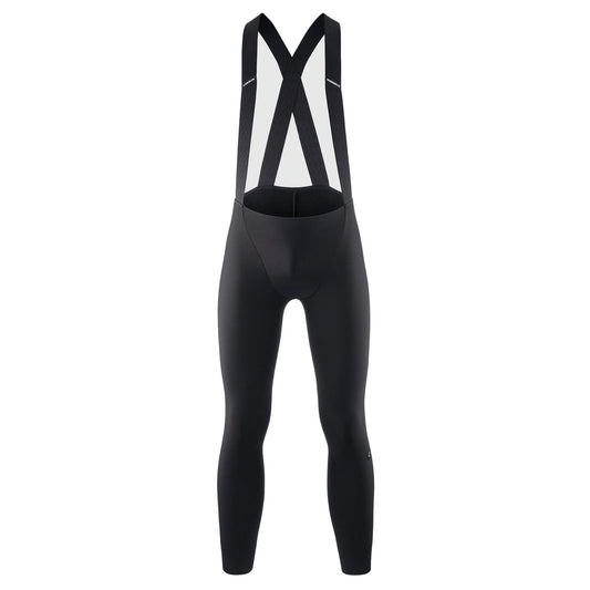 Juodos ASSOS ENDURANCE THERMOBOOSTER S11 ilgos dviratininko kelnės su petnešomis — baltame fone, 2000 x 2000