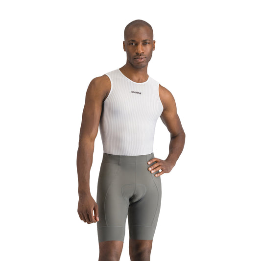 SPORTFUL SRK īsie velošorti, pelēki — uz balta fona, 2000 x 2000