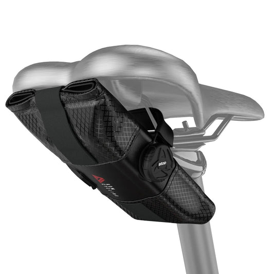 KOM CYCLING SADDLE ROLL-saddelväska