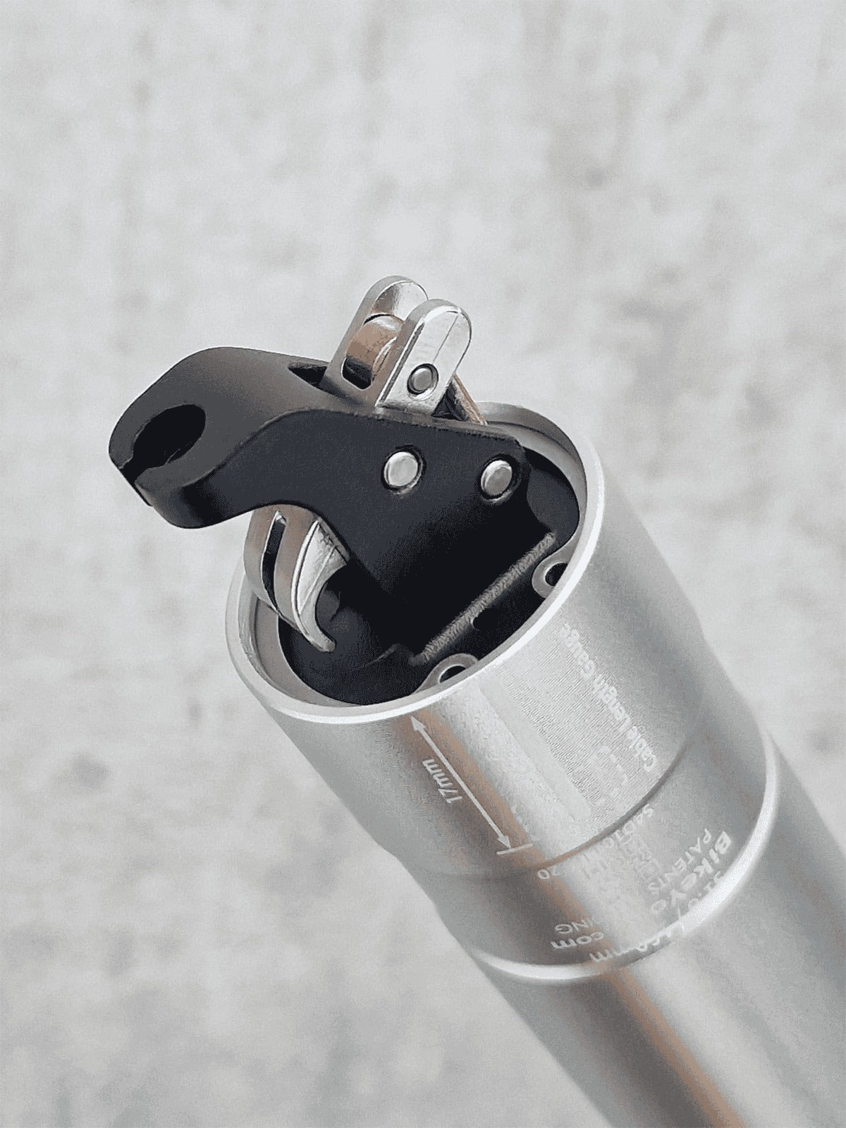 BIKEYOKE REVIVE 3.0 Dropper Seatpost - Limited Edition Silver