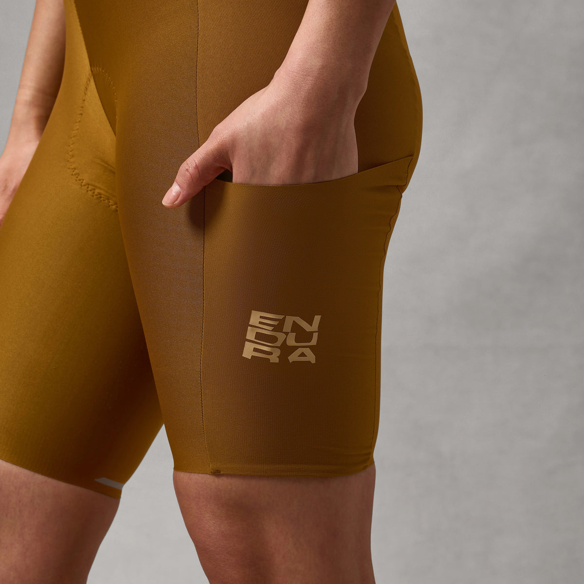 ENDURA ALLTRACK RIDE kortærmet smækbukser til damer Bronze