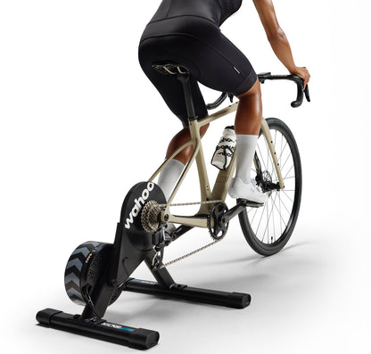 Siseruumi treener WAHOO KICKR CORE V2