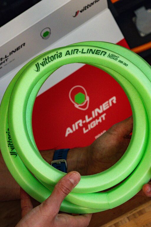 Antipinchningsskum VITTORIA AIR-LINER LIGHT ROAD 700x38-42