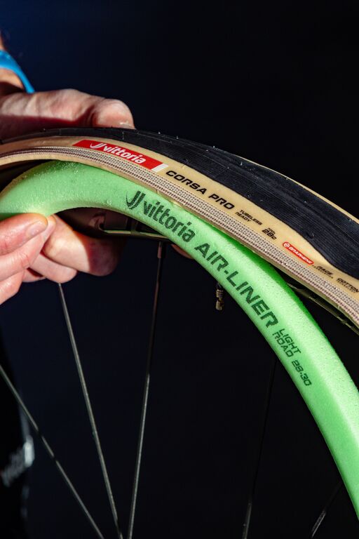 Antipinchningsskum VITTORIA AIR-LINER LIGHT ROAD 700x38-42