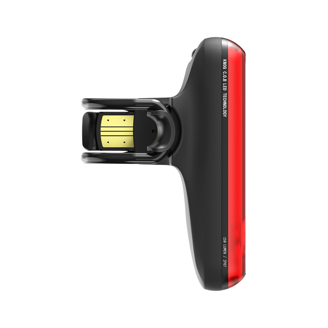 KNOG BLINDER REAR 150 svart baklampa — USB-kontakt och baksida