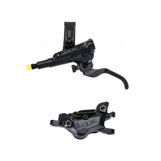SHIMANO SLX-broms M7120 med 4 kolvar, J-Kit och ventilerade bromsbelägg — bromshandtag och bromsok mot vit bakgrund