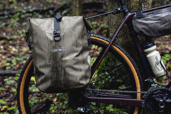 Par med pakethållarväskor ORTLIEB GRAVEL PACK QL 2.2 29 L Beige