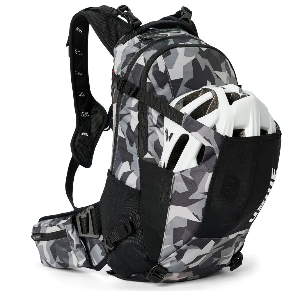 Batoh USWE SHRED 16 L Camo