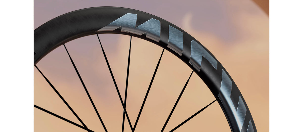 Pár kol MICHE DEVA RD 52 Tubeless Ready (Center Lock) Černá/Stříbrná